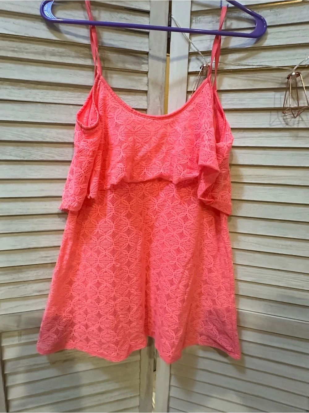 Sleeveless Coral Lace Ruffle Tank Top